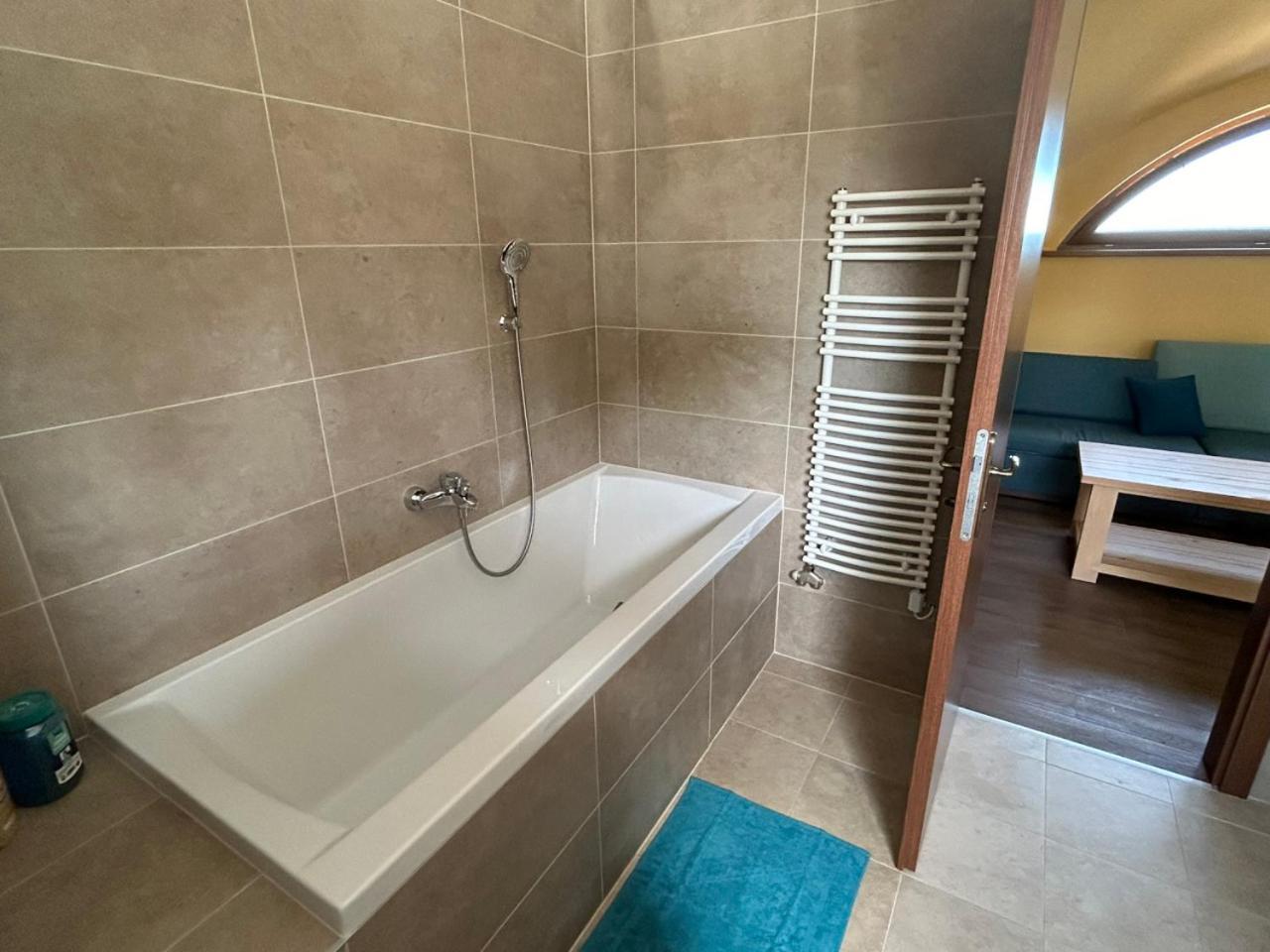 Borbora Borhaz Villa Vászoly Buitenkant foto